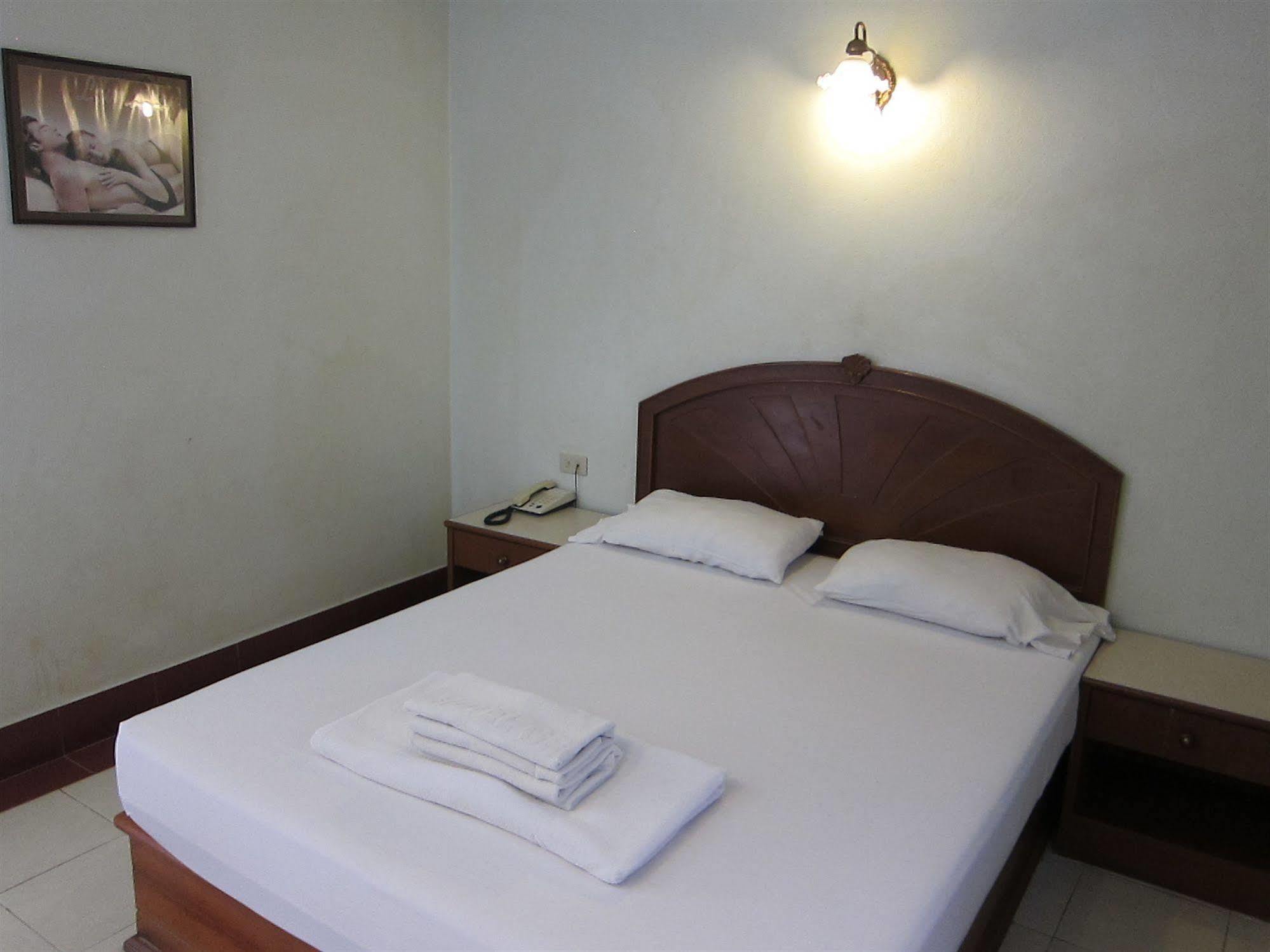 Oasis Resort Krabi town Exterior foto